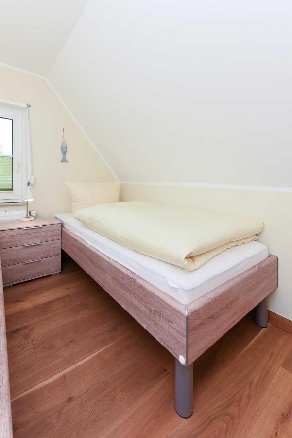 Ferienwohnung Teezeit Нойхарлингерзийл Екстериор снимка
