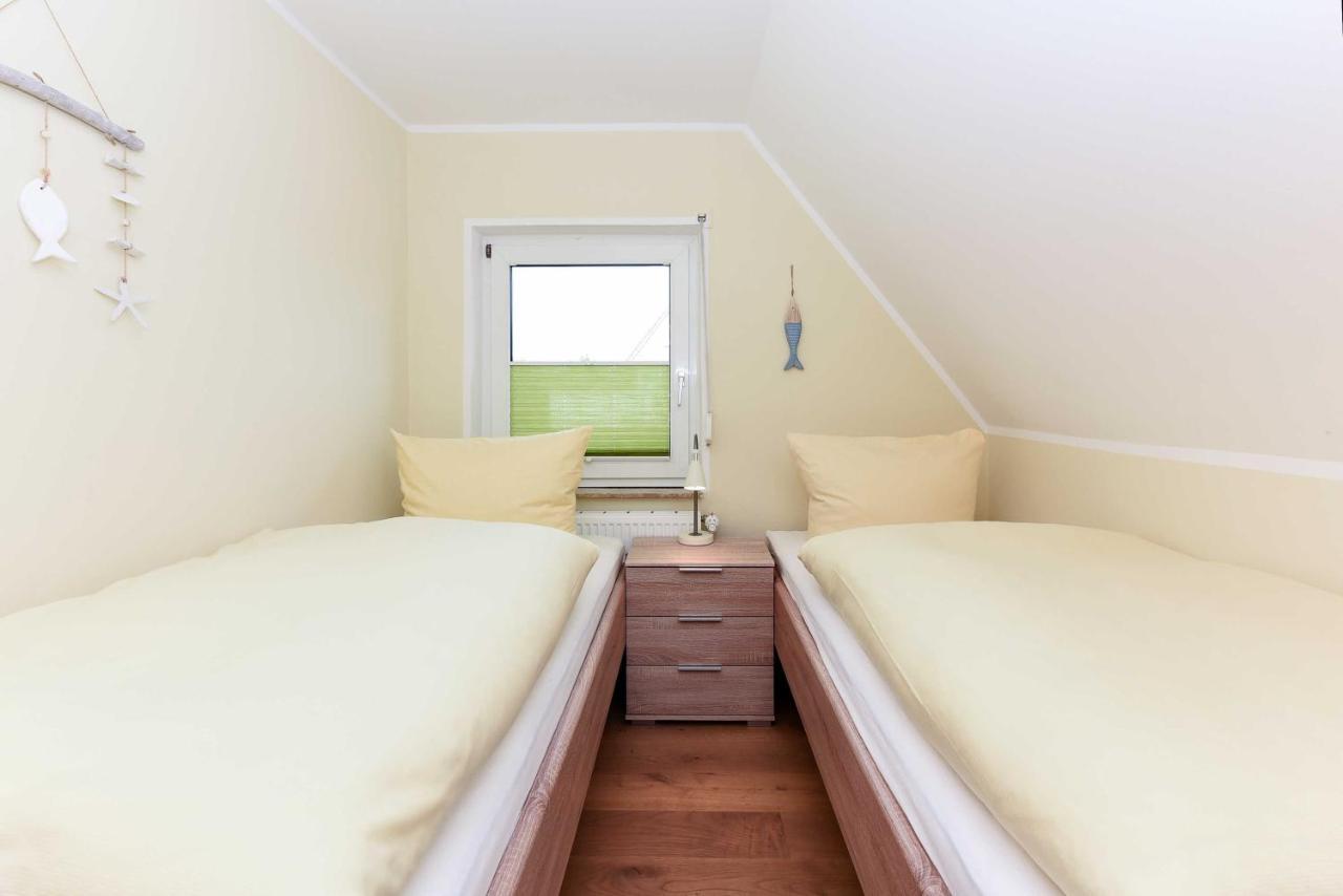 Ferienwohnung Teezeit Нойхарлингерзийл Стая снимка
