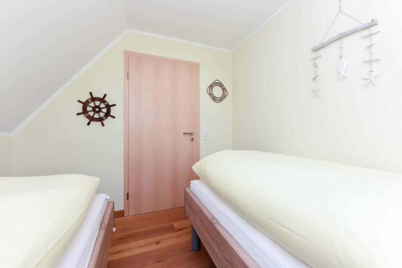 Ferienwohnung Teezeit Нойхарлингерзийл Екстериор снимка